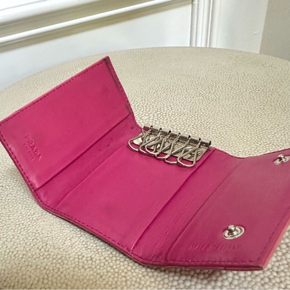 Prada Pink Crocodile 6 Key Holder Wallet - Picture 7 of 14